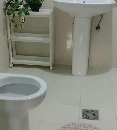 Private Room In Shared Apartment Abu Dhabi Exterior photo